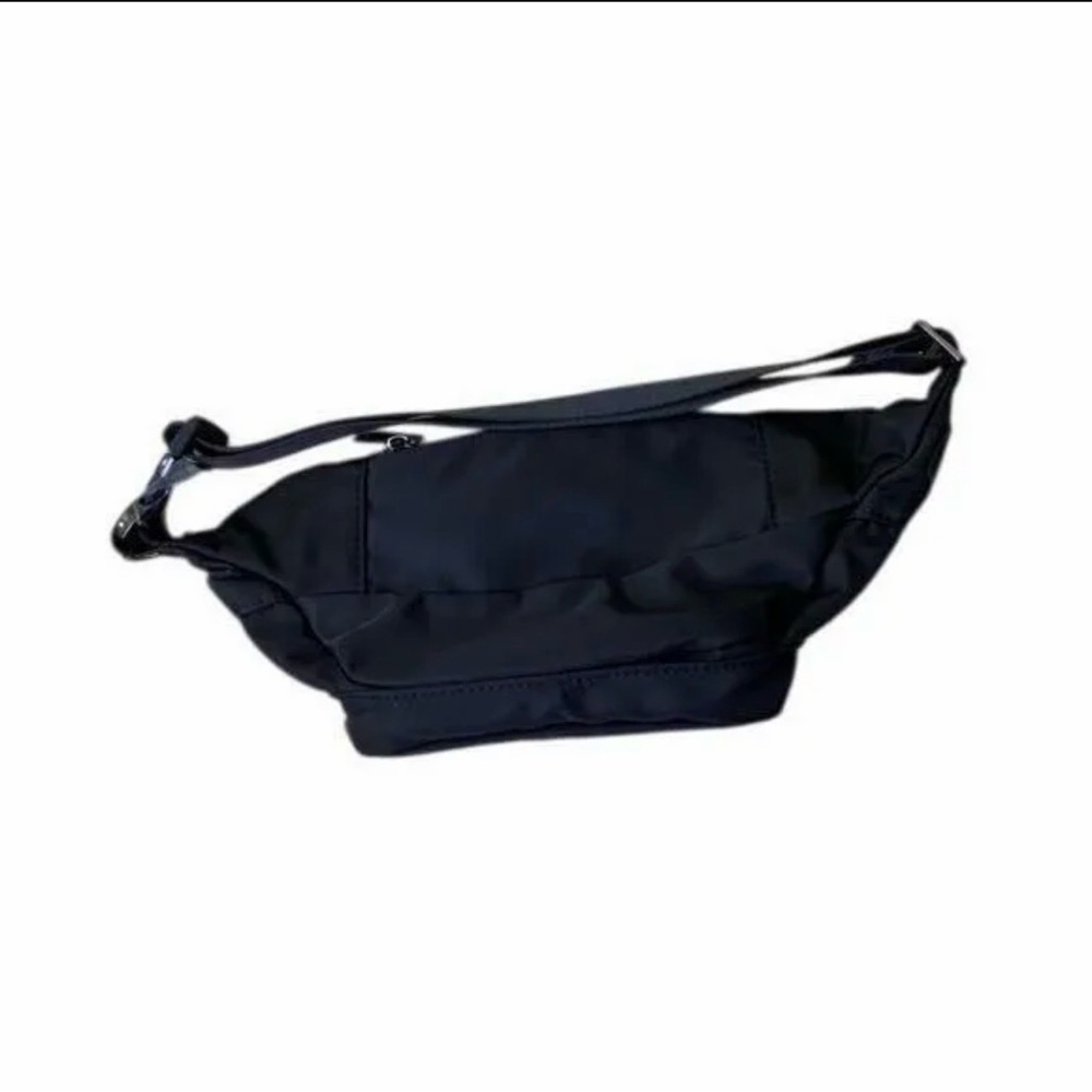 ALO Yoga Midnight Black Belt Bag - Picture 4 of 5